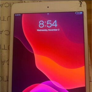 Apple - Mini iPad 2nd generation